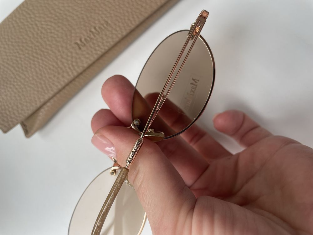 Солнцезащитные очки max mara