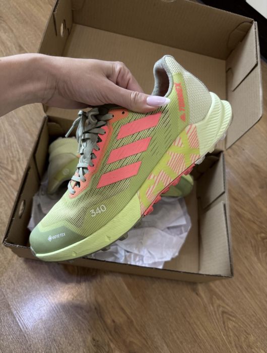 Чоловічі водонепроникні кросівки Adidas TERREX AGRAVIC FLOW GORE-TEX
