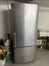 Холодильник  LIEBHERR  COPes 46530