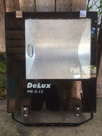 Прожектор Delux sf-400 sk