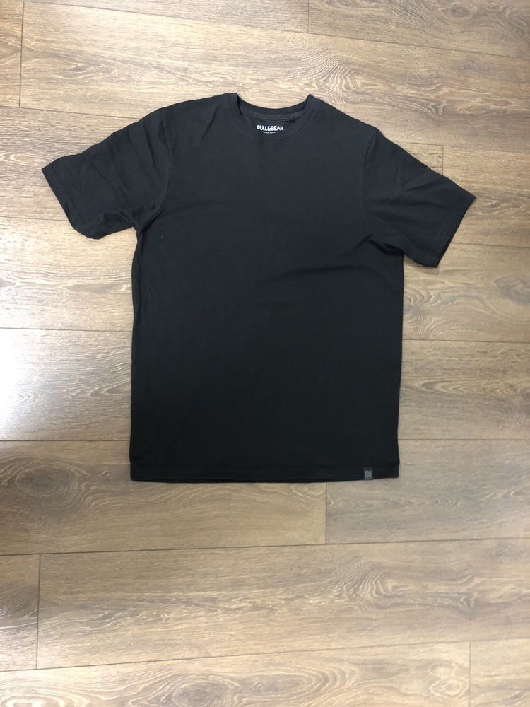 Чорна футболка Pull&Bear | S