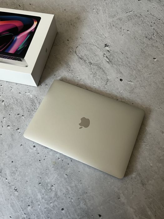 Macbook M1 Pro 98% kondyci 8GB 256GB  13 cali