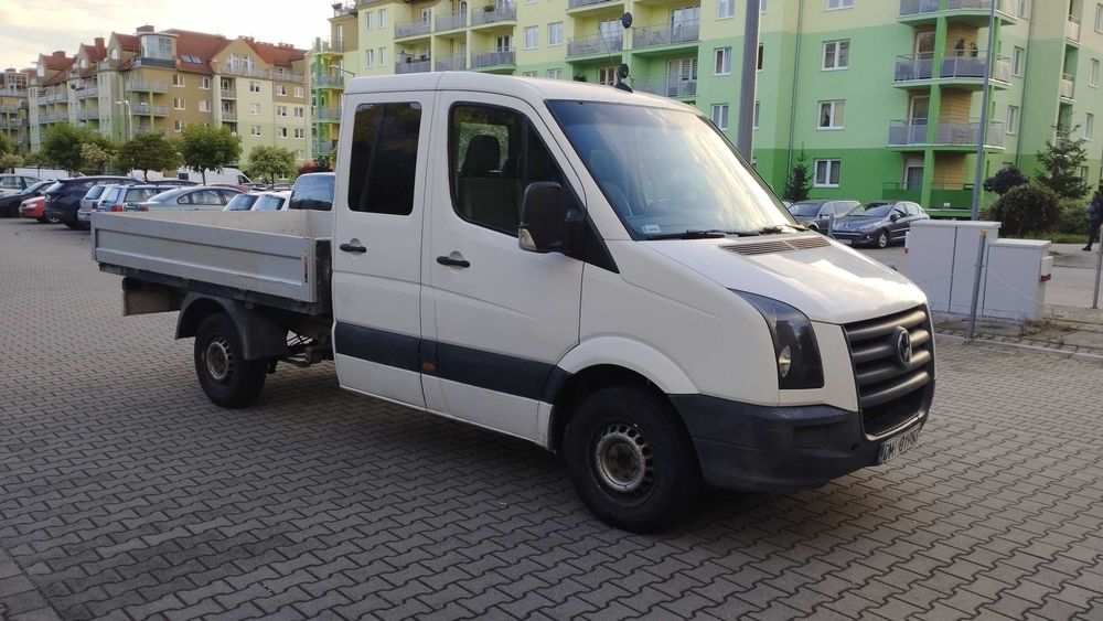 Volkswagen Crafter 2.5 TDI - doka, skrzynia 300x200 cm, hak