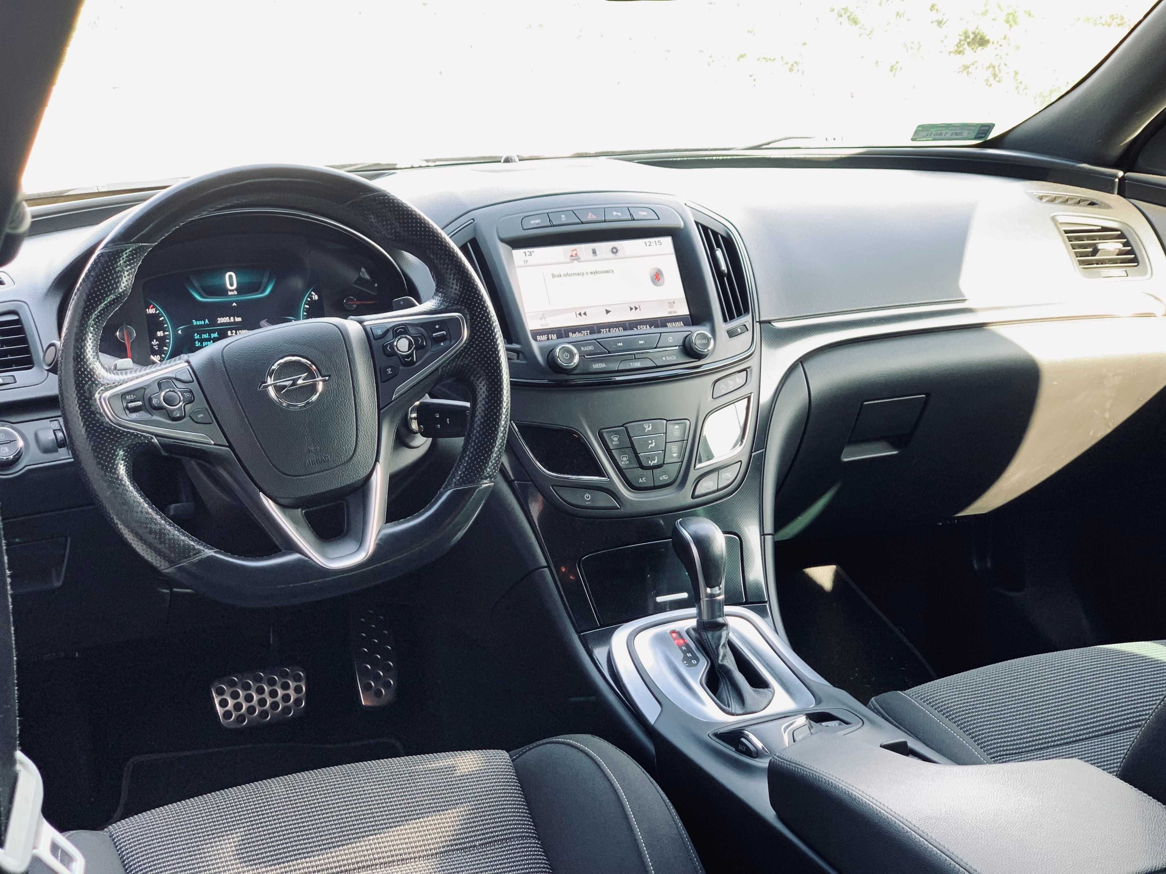 Wypożyczania samochodów / wynajem aut / Opel Insignia od 110 zł/doba