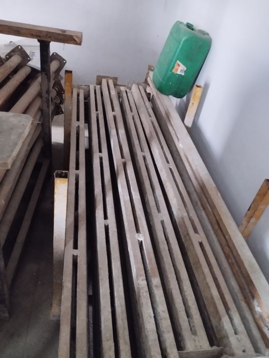 Vigas de alinhamento de cofragem