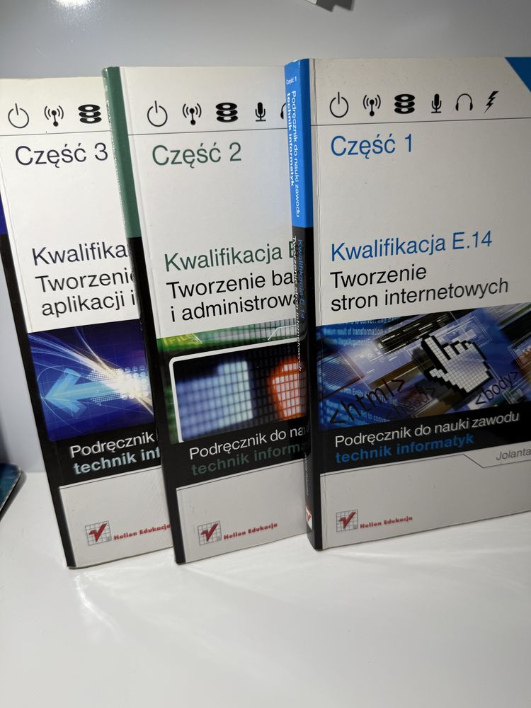 Książki Helion Kwalifikacja E14,INF.03,EE.09 Zestaw Technik Informatyk