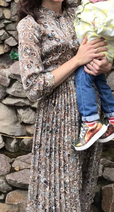 Жіноча дівчача сукня плаття