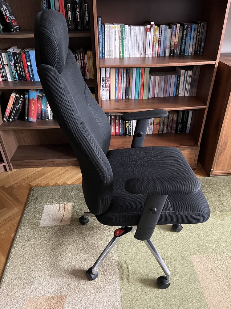 Krzesło biurowe/Fotel Stenderup Czarne