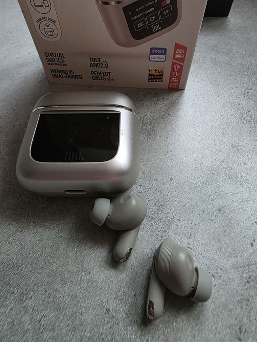 Słuchawki JBL Tour Pro 3 beżowe