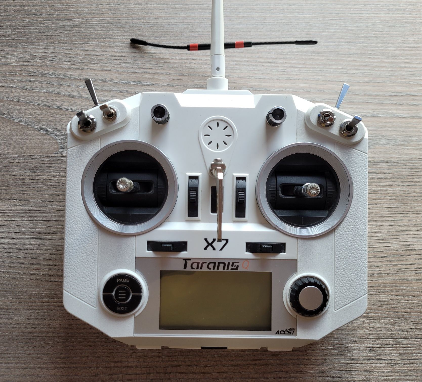 Taranis QX7 + tbs crossfire