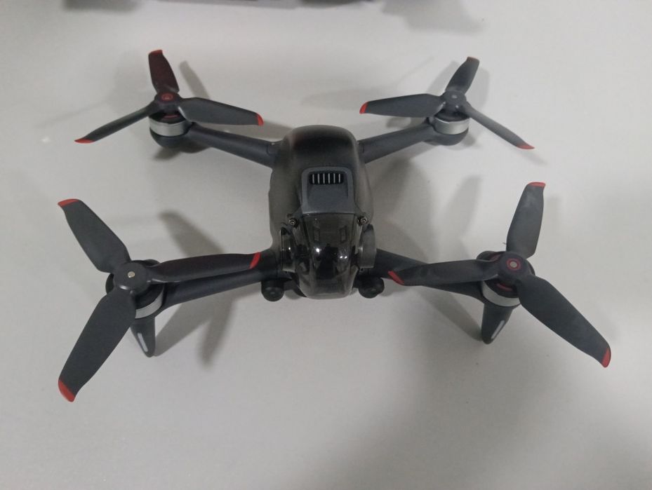 Dji FPV Combo, Drone, Óculos, Comando e mala