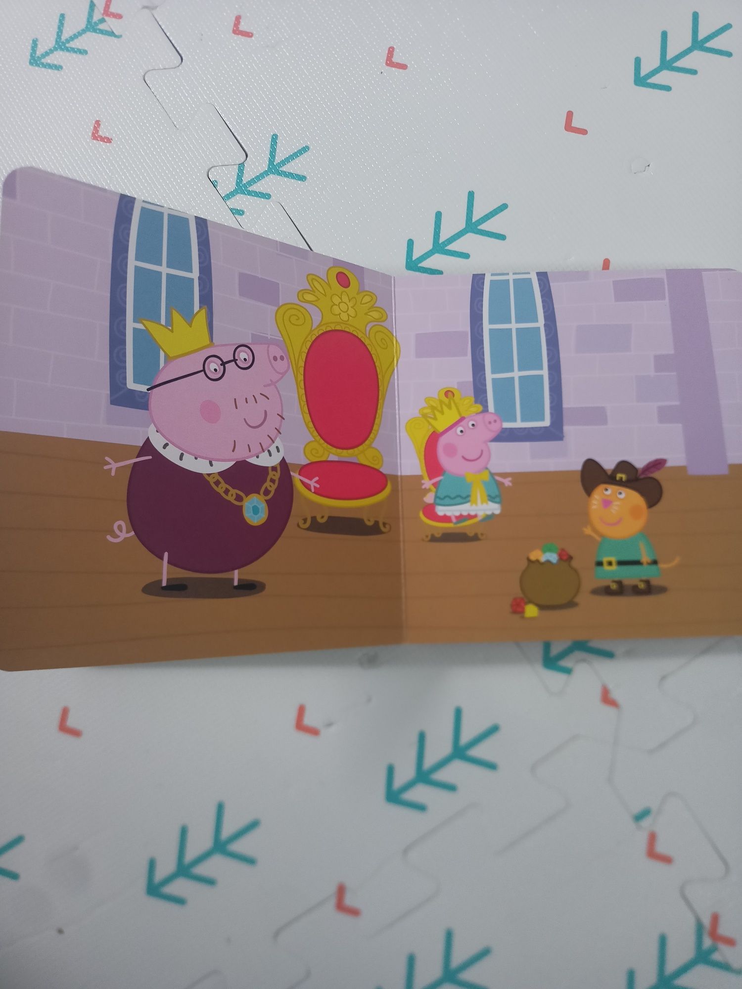 Peppea pig świnka Peppa kot w butach książeczka nowa