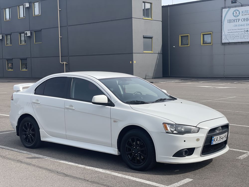 Mitsubishi lancer X