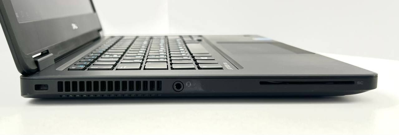 Ноутбук Dell Latitude E5250 (i5-5300U/ 8 GB/ 128 GB) 6586 б/у
