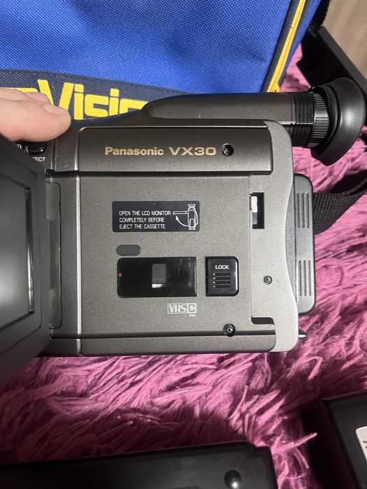 Видеокамера  Panasonic NV-VX30EN