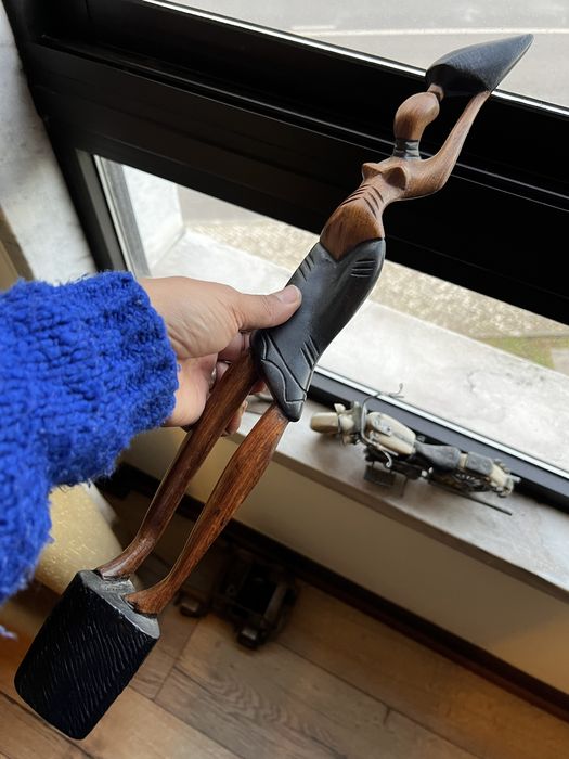 Estatua Mulher de Moçambique