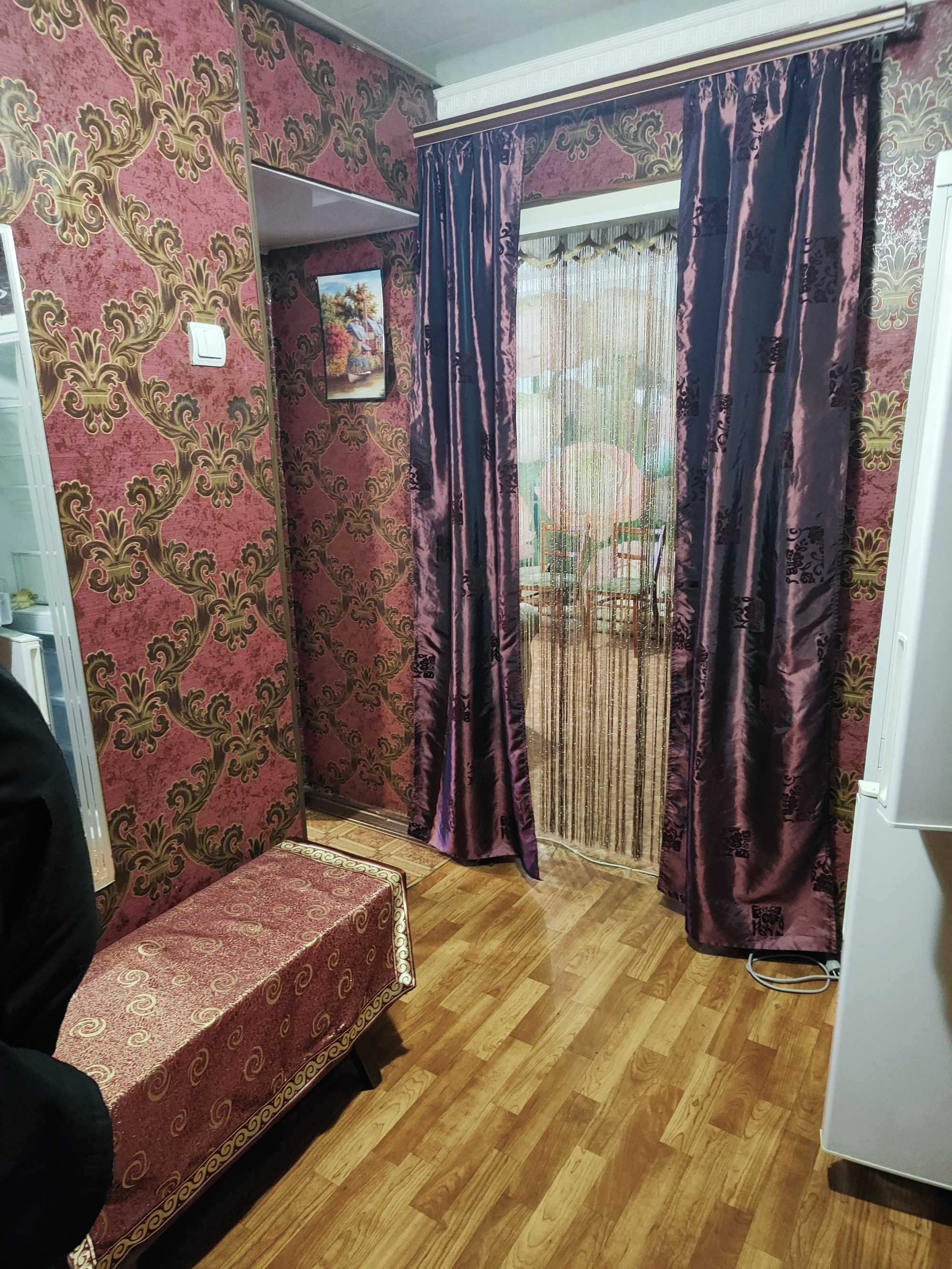 Продам квартиру 4.5доларов торг