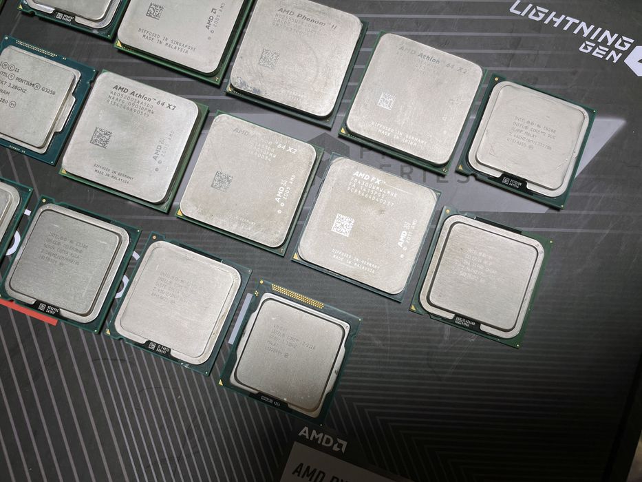 Процесор Intel AMD