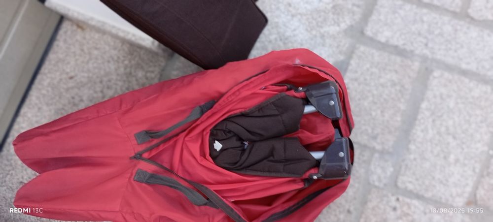 Carrinho bebe robusto