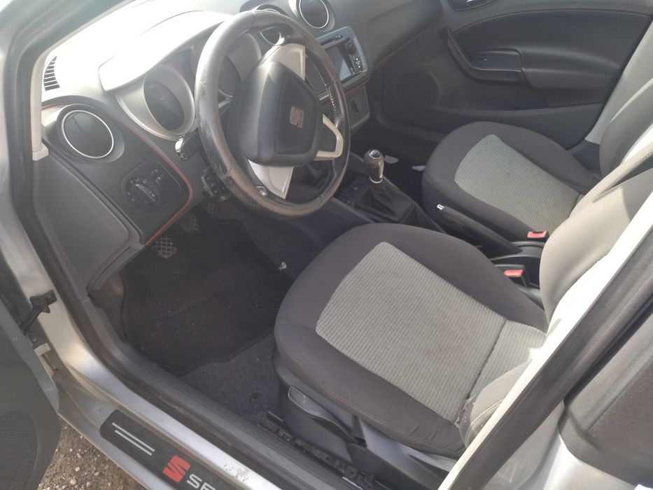 SEAT 2009 poucos quilómetros