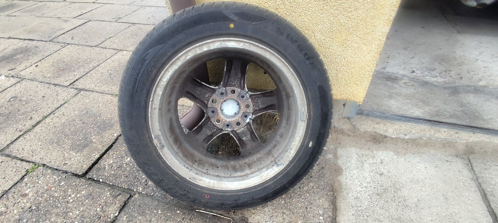 Kola bmw alusie 16 z nowymi oponami