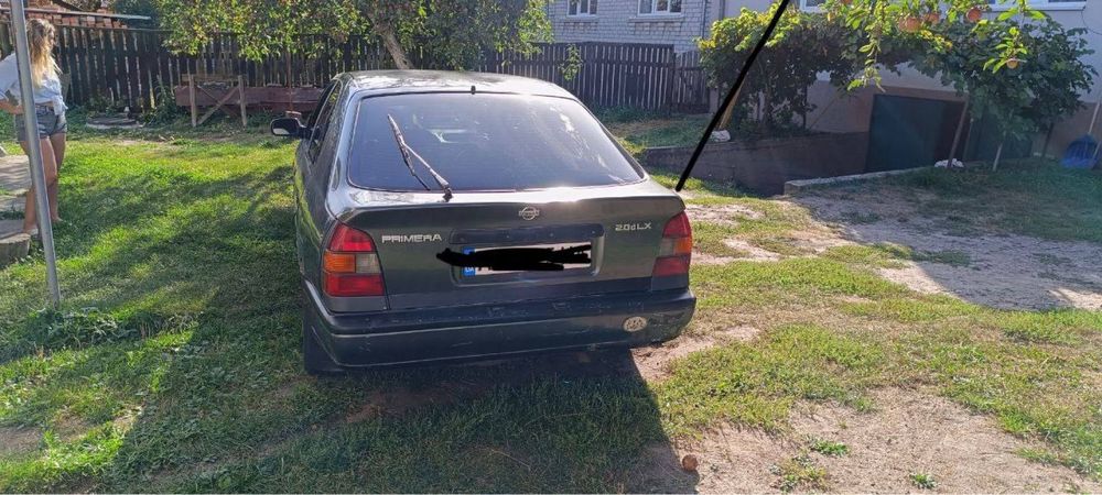 Продам автомобіль Nissan Primera 1993р