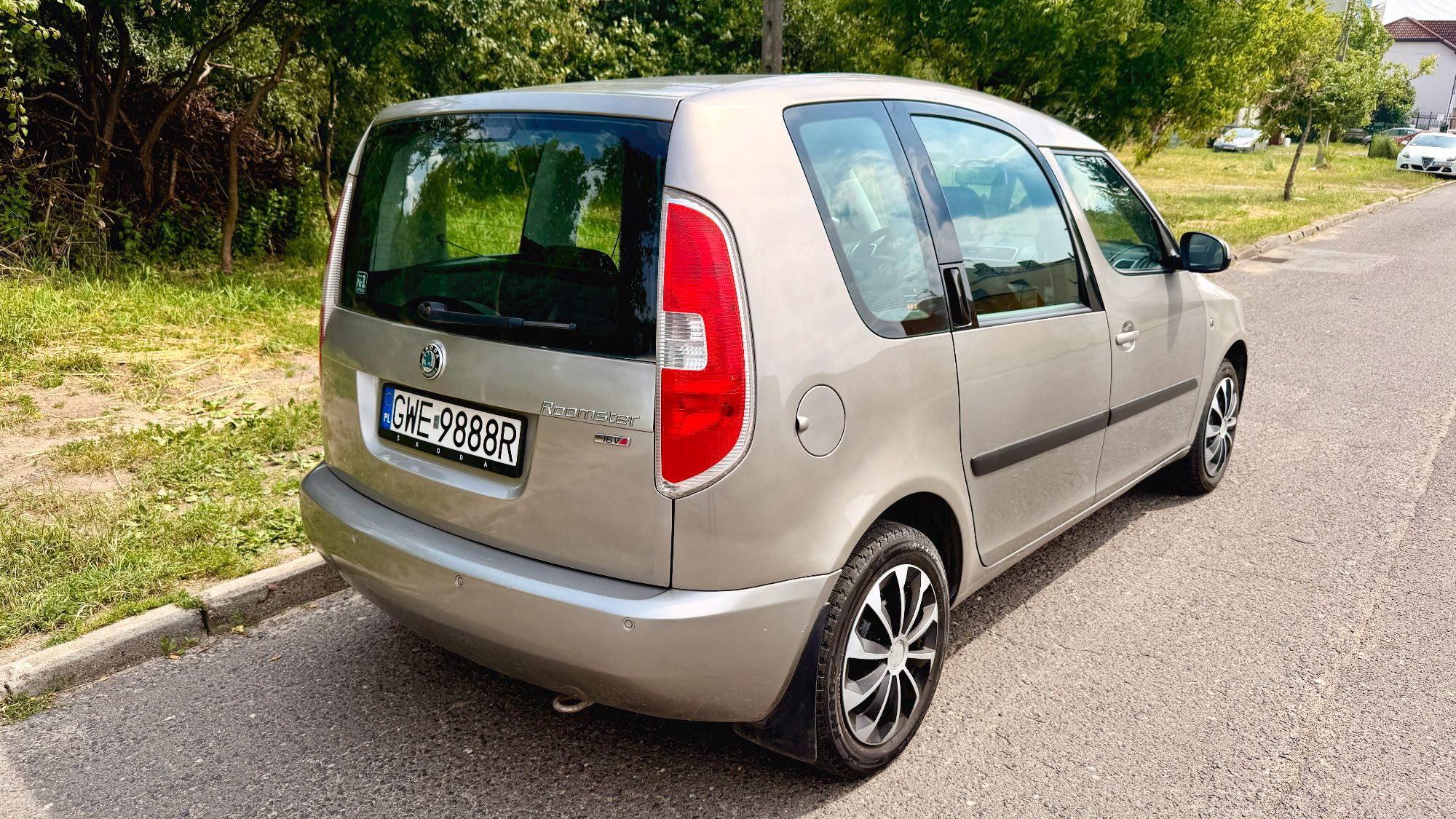 Skoda Roomster 1.6 benzyna, sprawna, ładna, klimatyzacja, brak wkładu!