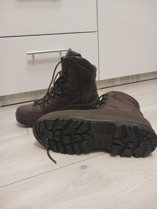 Продам берці Iturri