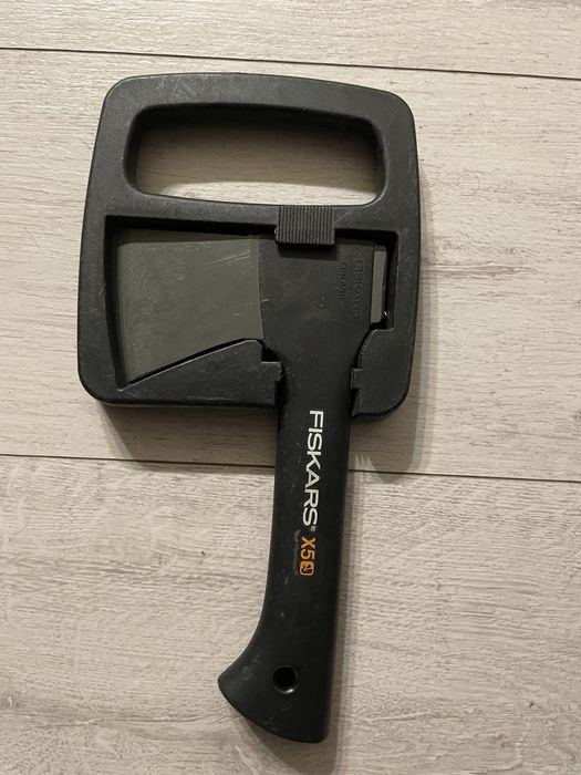 Siekiera toporek fiskars x5