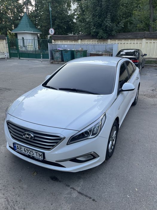 Продаю Hyundai Sonata 2014 газовая