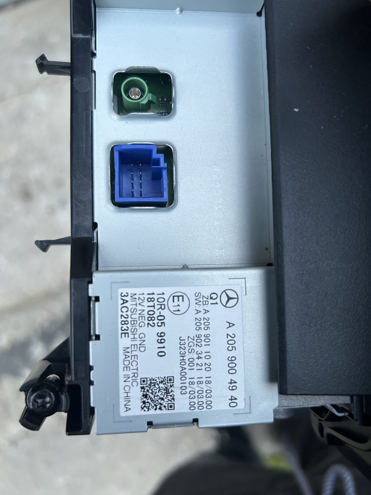 Monitor wyswietlacz ekran w205 lift
