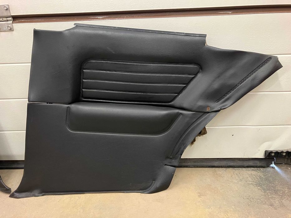 Boczki BMW e30 BAUR TC tył tylne