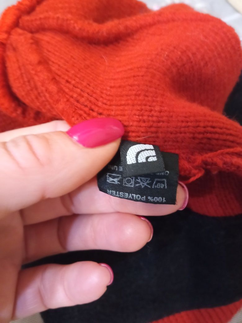 Продам шапочку от The North Face Оригинал