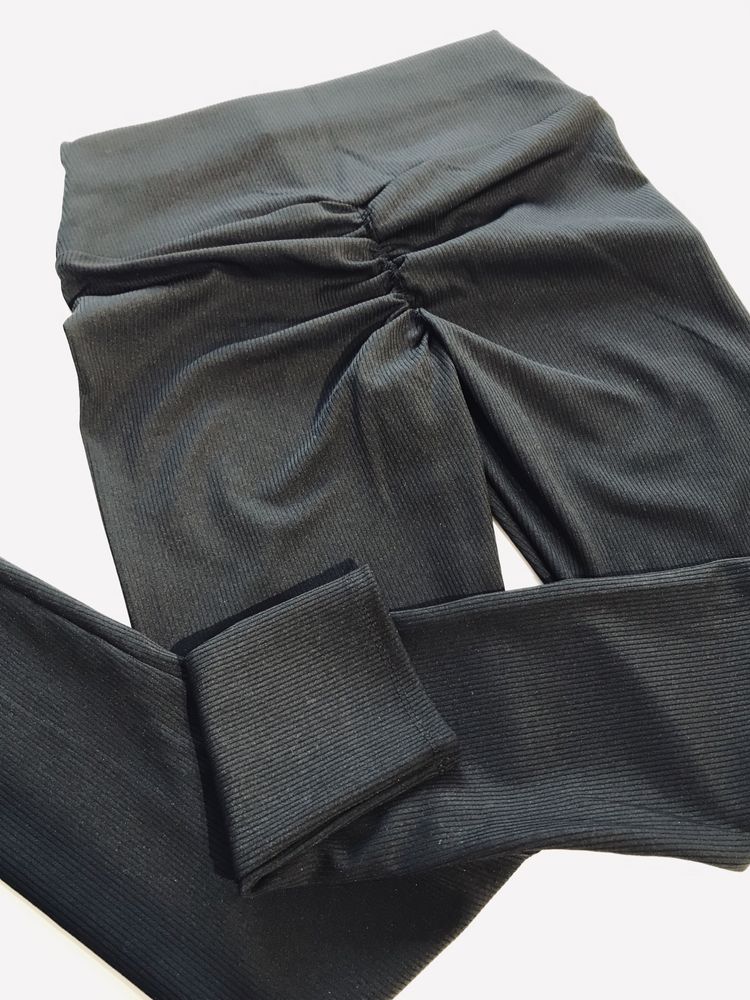 Жіночі лосини штани брюки трикотаж в рубчик з пуш - ап 42 - 48