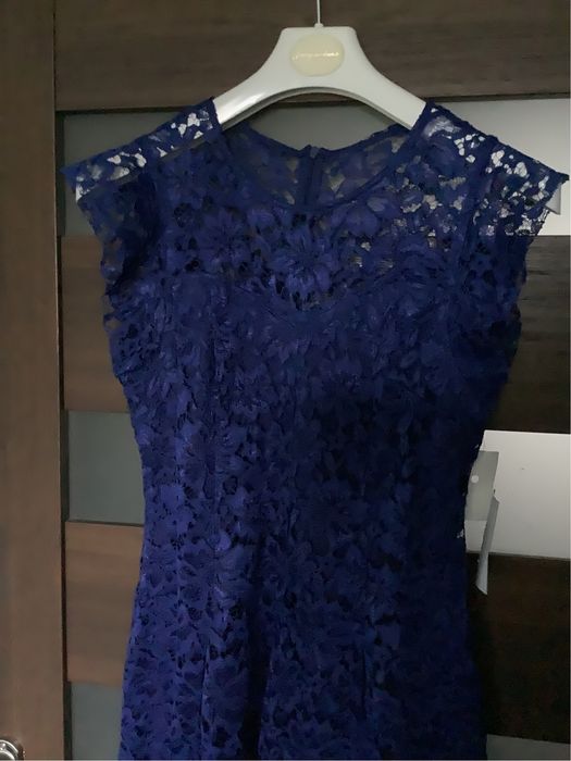 Nowa szafirowa sukienka midi za kolano En Focus Studio 8