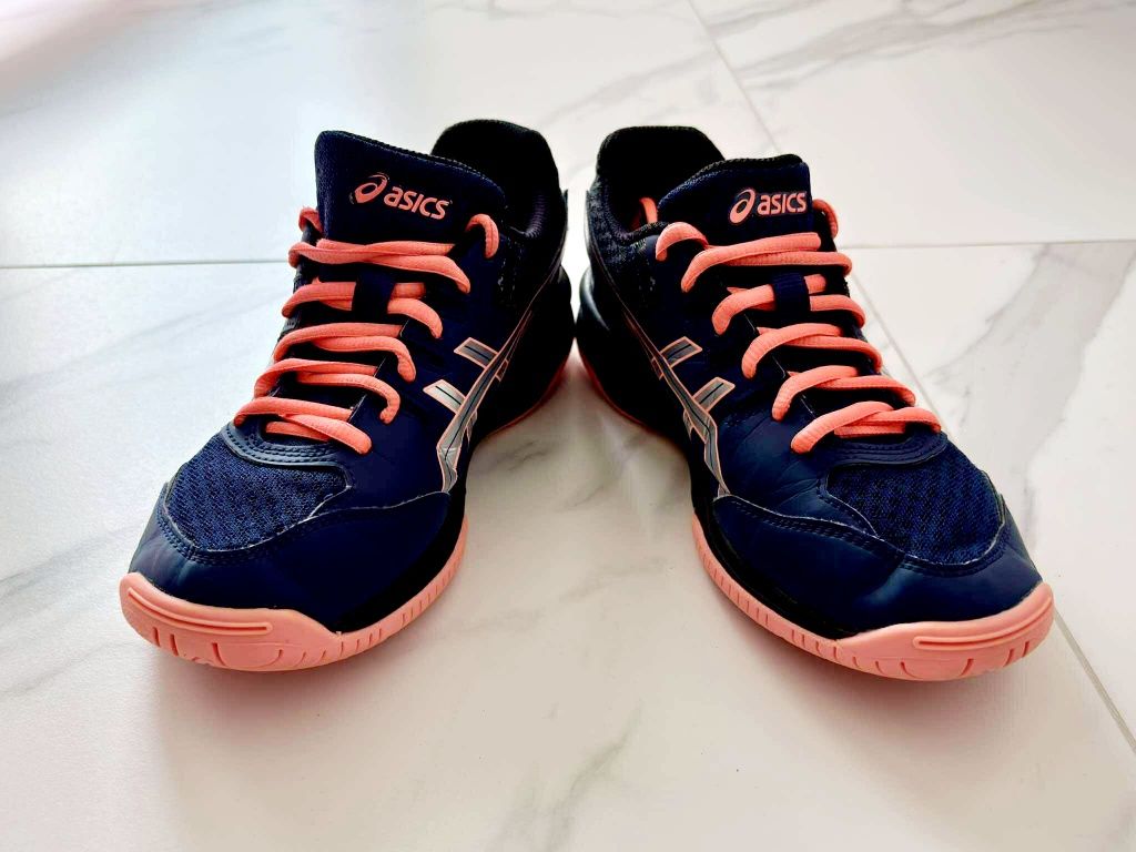 Asics flare buty do biegania damskie 38 
rozmiar 38
Wkładka 24cm
kolor