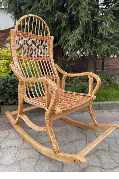 Кресло-Качалка плетёное.