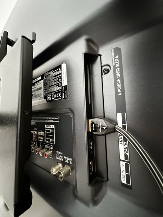 TV 55" LG NanoCell 4K TV - 55SM8200PLA + base + comando