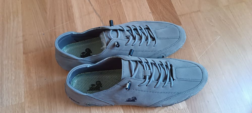 Продаются макасины