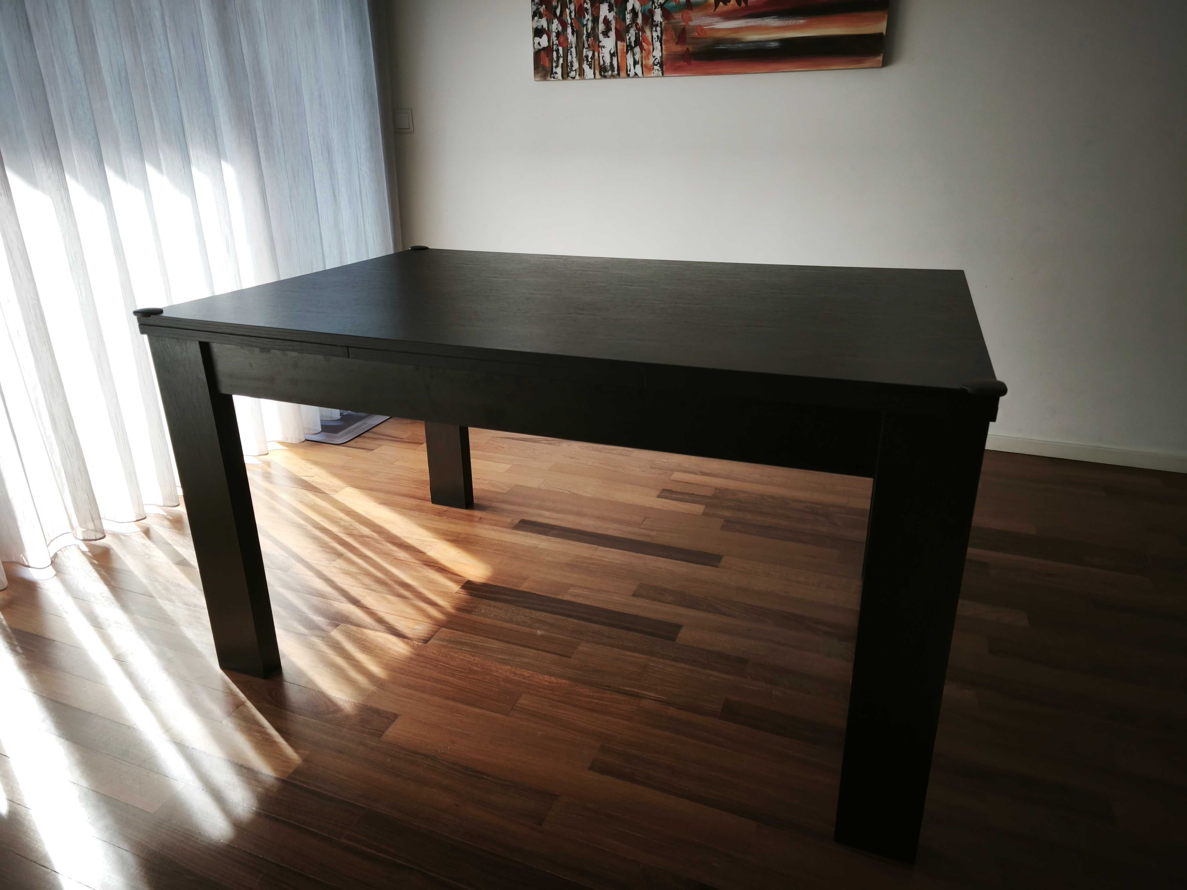 Mesa extensível em ótimo estado