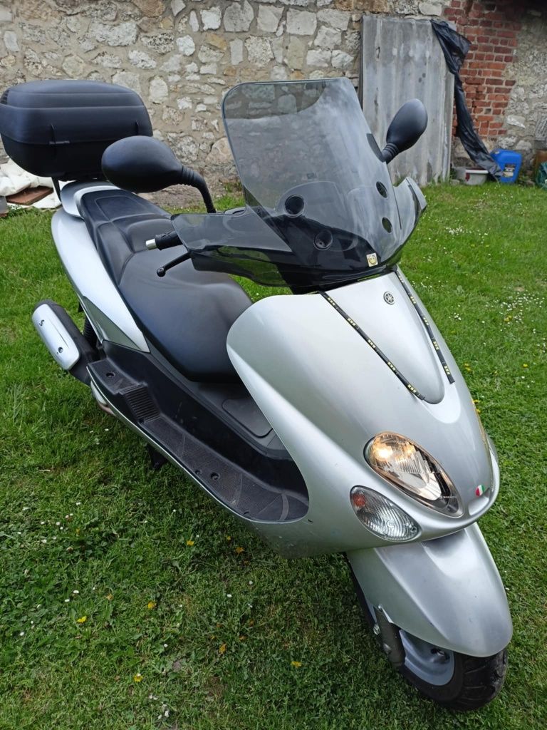 Yamaha Majesty 125