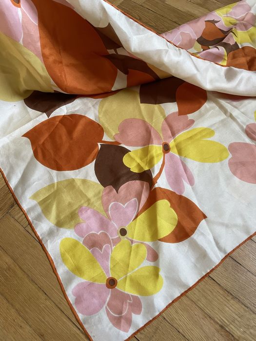 Apaszki chusty vintage material na gumki jedwab