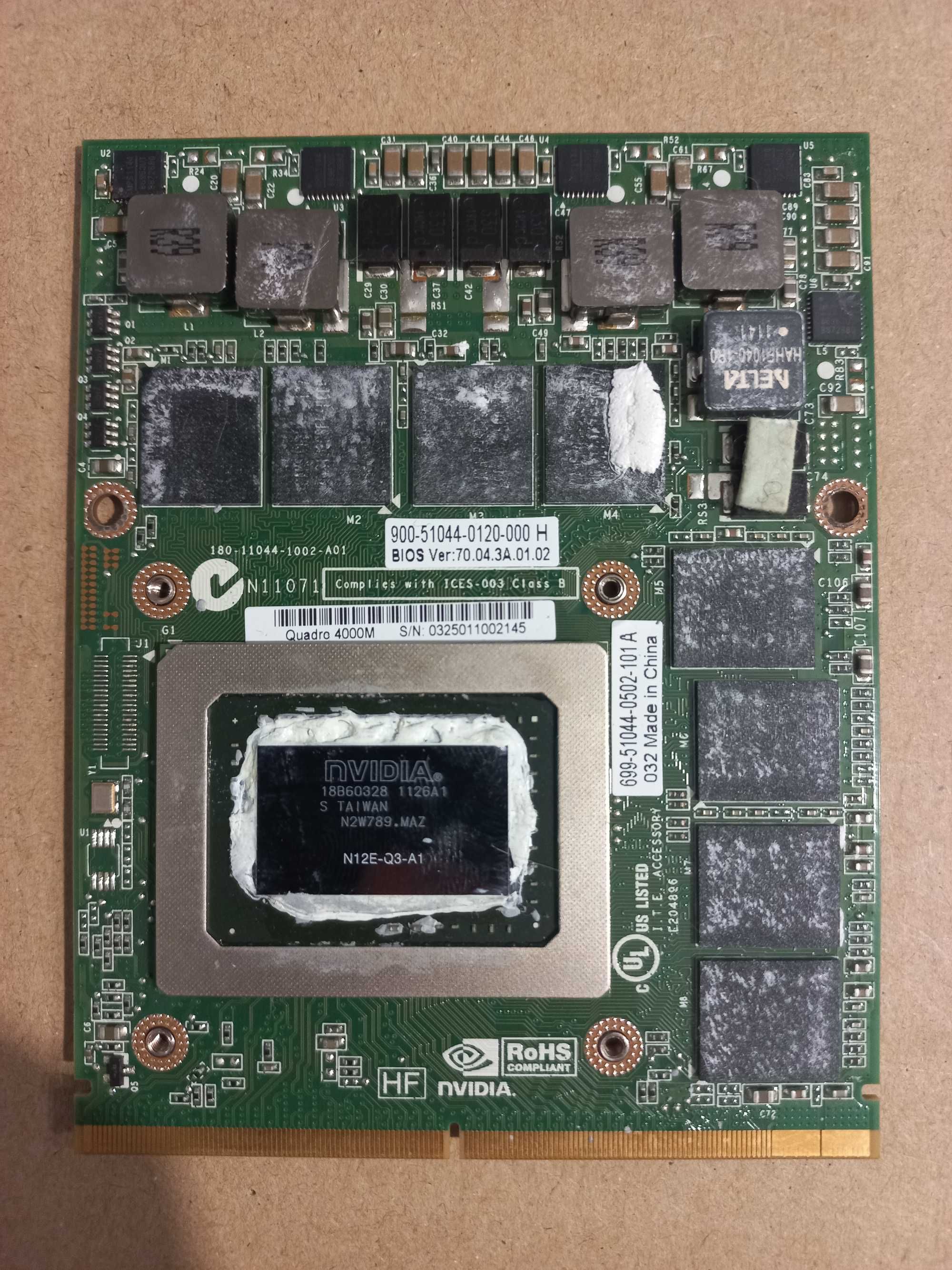 Видео карта NVIDIA QUADRO 4000M.на запчасти