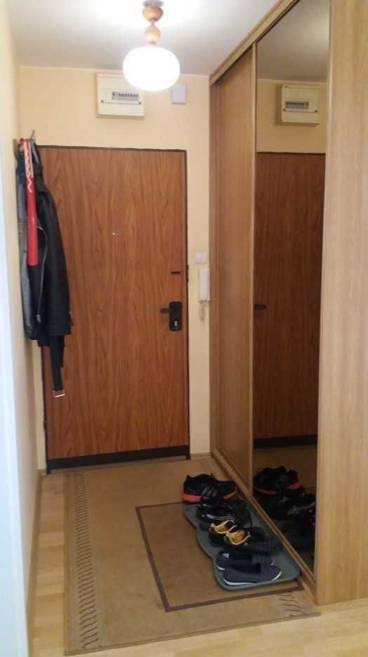 Do wyn. pokój w miesz. 3-pokojowym- 1 osoba (1100PLN+400PLN),