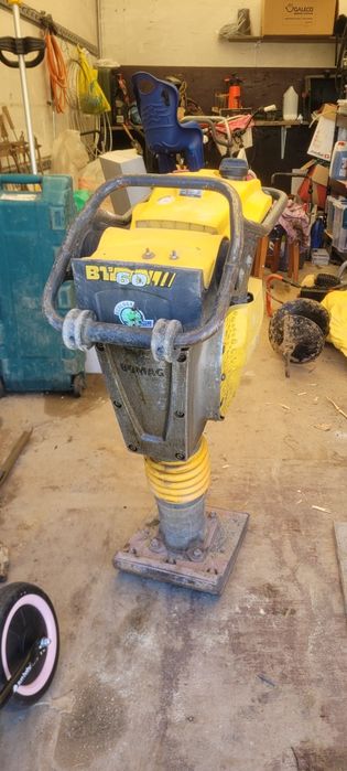 Zageszczarka skoczek bomag bt60