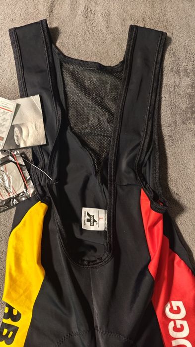 Spodenki kolarskie Assos bib short T - team L. Nowe z metkami