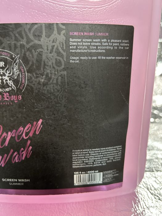 Liquido limpa para brisas