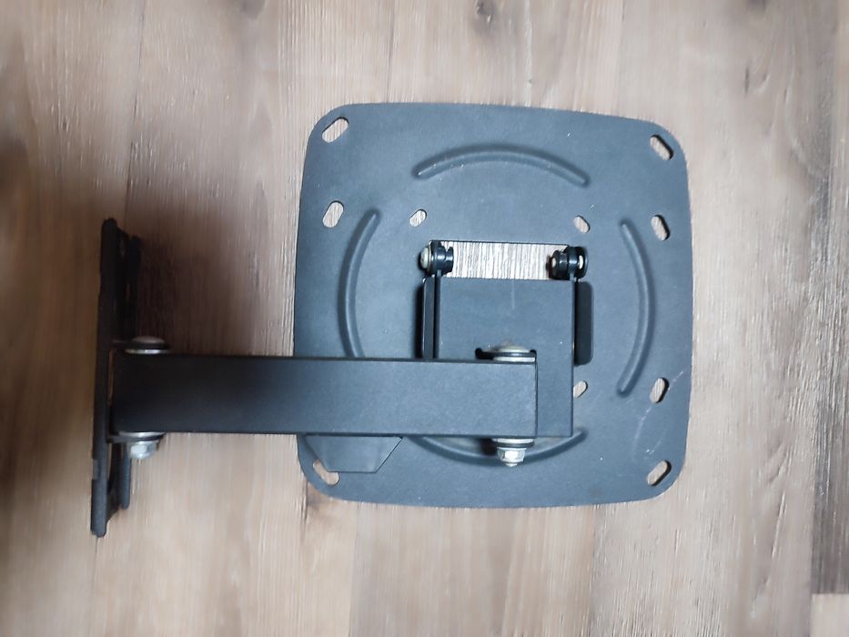 Кронштейн (кріплення для телевізора)200×200,100×100,200×100.