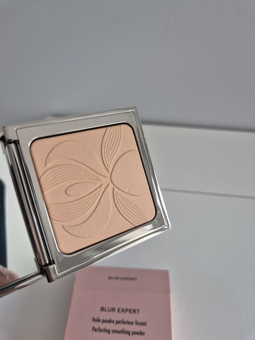 Sisley Blur Expert puder transparenty