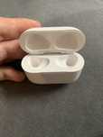 Oryginalne etui ładujące Apple AirPods 3. generacji